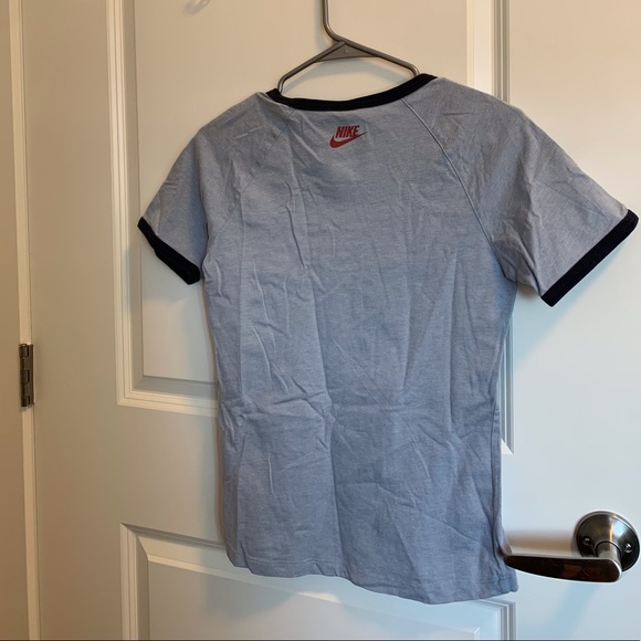 vintage nike top! - Picture 2 of 3